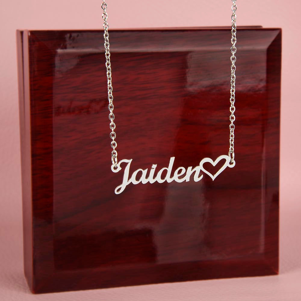 Classic Heart Style Name Necklace – image 7